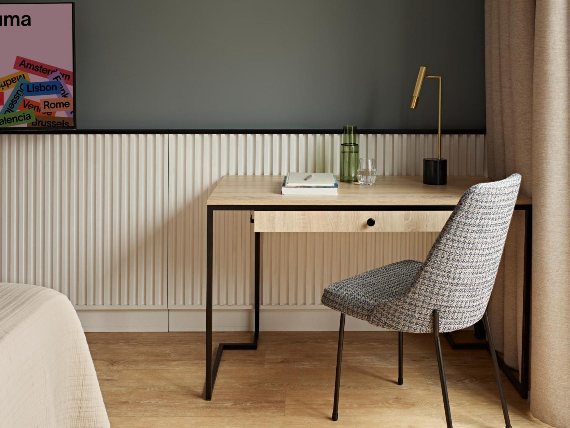 Double Room,1714182986:JPEG